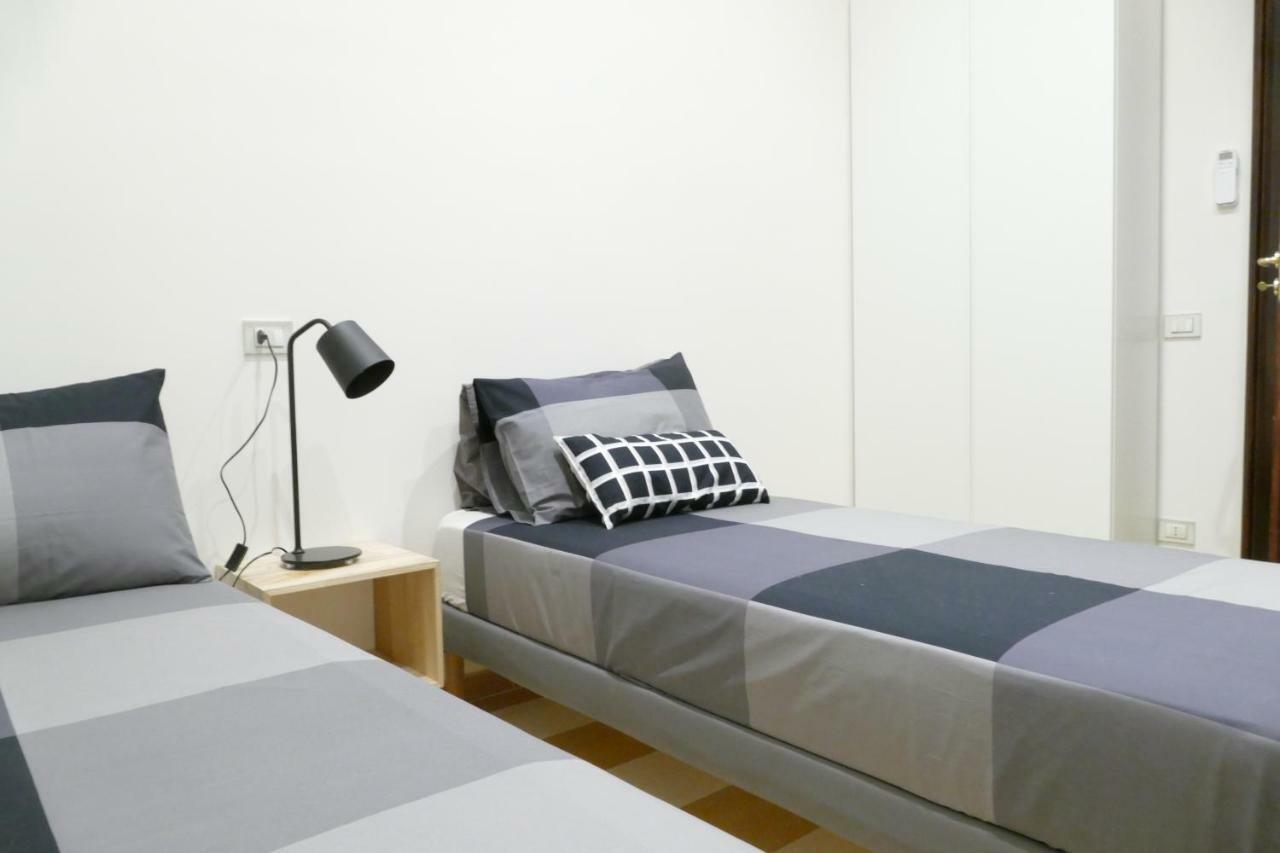 Luxury Manfredi Apartment サレルノ エクステリア 写真