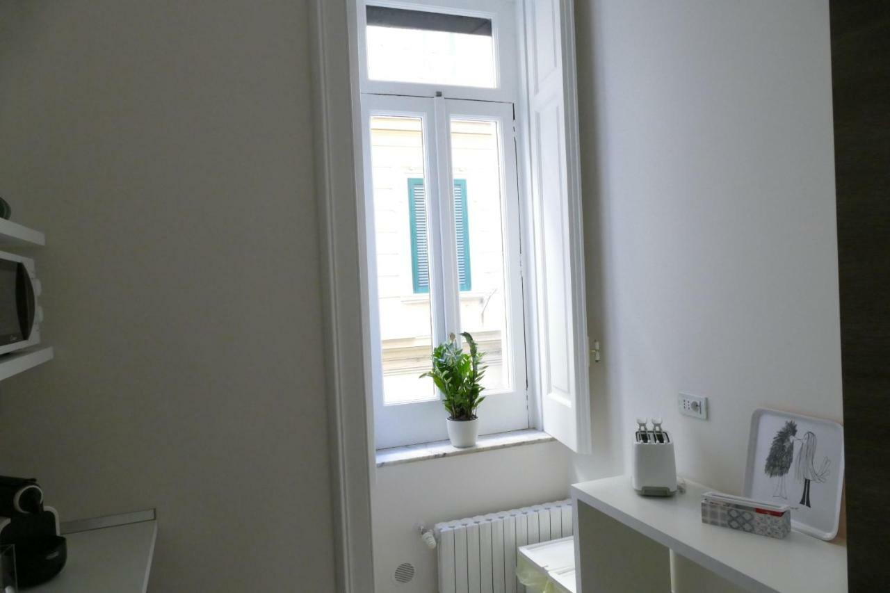 Luxury Manfredi Apartment サレルノ エクステリア 写真