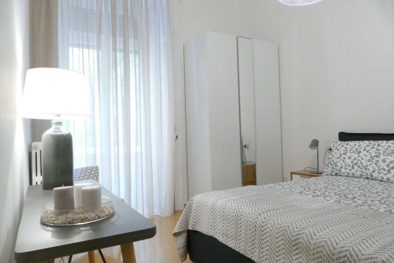 Luxury Manfredi Apartment サレルノ エクステリア 写真